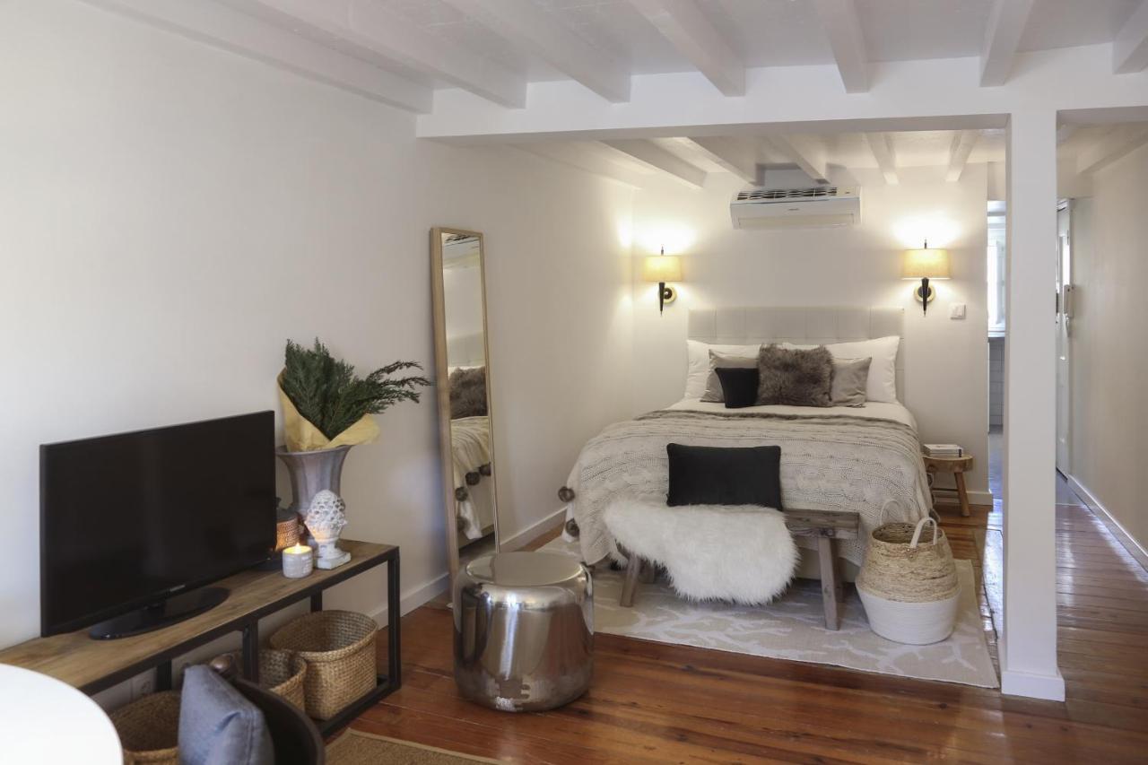 Chic Urban Retreat At Downtown With Balcony & Views Apartman Lisboa Kültér fotó